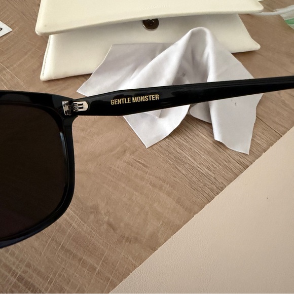 Gentle Monster Palette 01 Sunglasses - Picture 4 of 11
